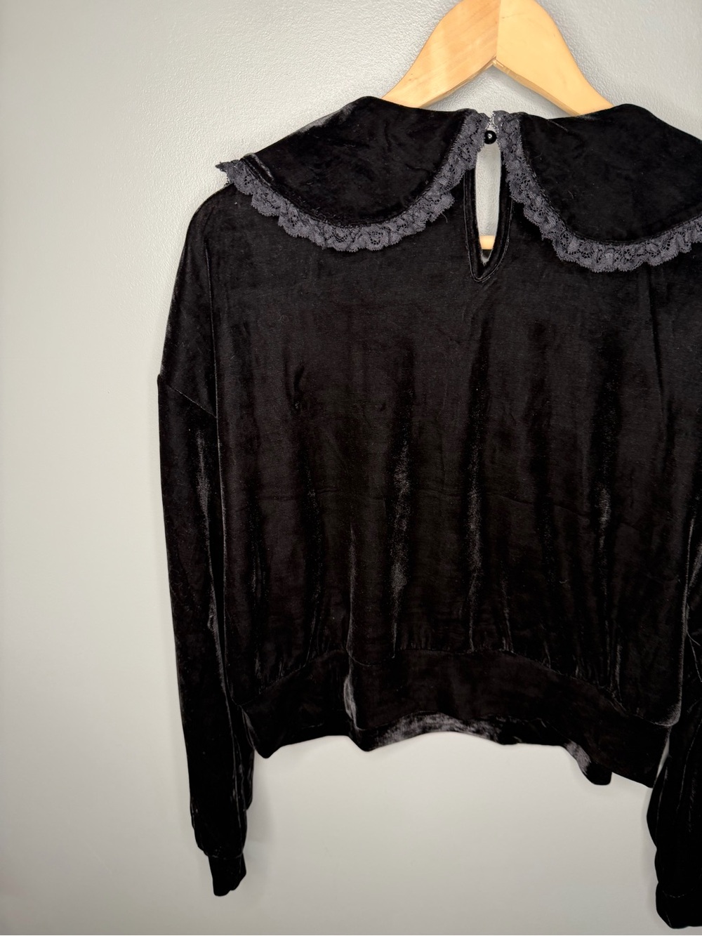 KILLSTAR Black Velvet Peter Pan Collar Lace Trimmed Blouse - Picture 7 of 12